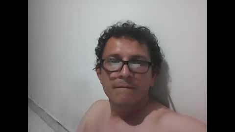 Snapshot of andresfloga chatting on 10-05-25, 10:40 andresfloga online show from 10-05-25, 10:40