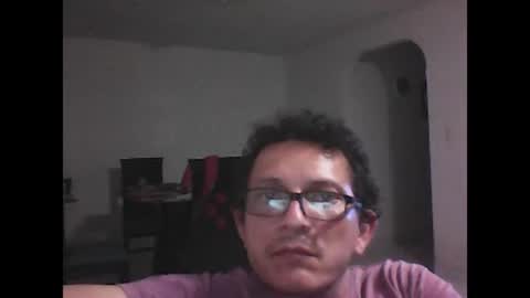 Snapshot of andresfloga chatting on 10-12-25, 05:06 andresfloga online show from 10-12-25, 05:06
