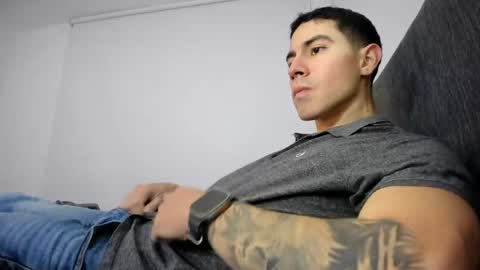 Snapshot of andresjuan92 chatting on 06-02-26, 01:51 onlyfanscallmegotter online show from 06-02-26, 01:51