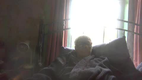 Snapshot of andrew160258 chatting on 06-17-26, 11:45 Andrew online show from 06-17-26, 11:45
