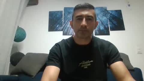 Snapshot of andrew973578 chatting on 03-06-26, 04:53 andrew973578 online show from 03-06-26, 04:53