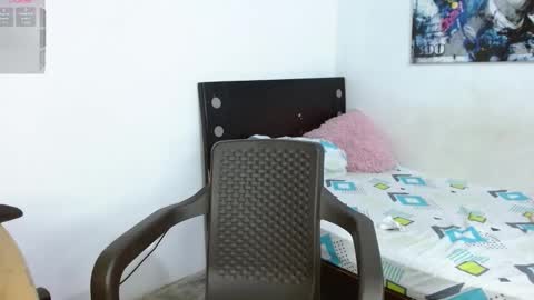 Snapshot of andrew_ag chatting on 01-03-25, 02:10 Andrew G online show from 01-03-25, 02:10