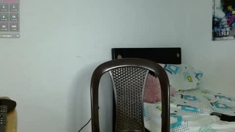 Snapshot of andrew_ag chatting on 01-12-25, 01:11 Andrew G online show from 01-12-25, 01:11