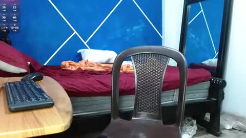 Snapshot of andrew_ag chatting on 03-10-25, 12:37 Andrew G online show from 03-10-25, 12:37