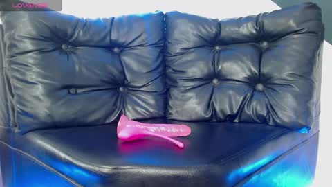 Snapshot of andrew_ag chatting on 09-27-25, 11:37 Andrew G online show from 09-27-25, 11:37