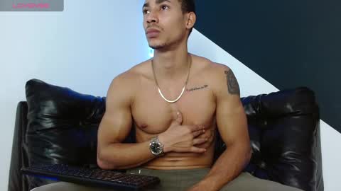 Snapshot of andrew_ag chatting on 09-30-25, 01:49 Andrew G online show from 09-30-25, 01:49