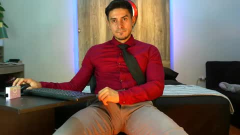 Snapshot of andrew_elliot chatting on 03-20-26, 02:27 Andrew online show from 03-20-26, 02:27