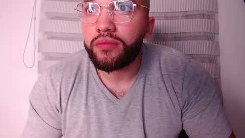 andrew_holden__ online show from 11-12-25, 11:47