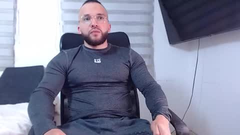 andrew_holden__ online show from 01-14-26, 02:06