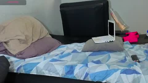 Andrew online show from 11-04-25, 01:27