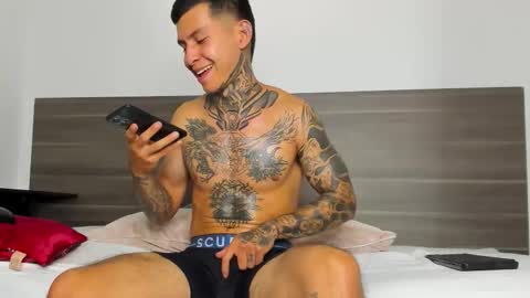 andrew_sanders69 online show from 11-22-25, 04:33