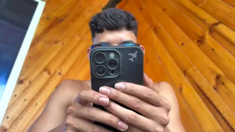 Snapshot of andrew_twink18 chatting on 05-12-26, 04:37 Andrew M. online show from 05-12-26, 04:37