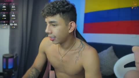 Snapshot of andrew_twink18 chatting on 07-02-26, 03:23 Andrew M. online show from 07-02-26, 03:23
