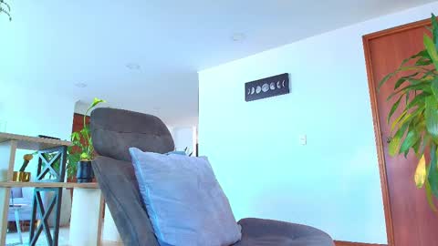 ANDREW WEST online show from 10-05-25, 02:37