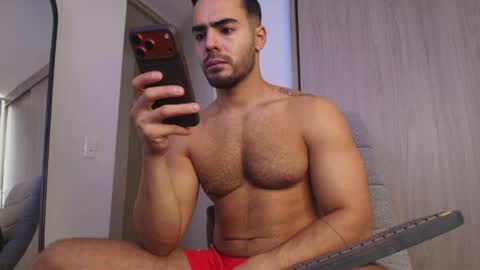 Snapshot of andrew_west_ chatting on 06-02-26, 12:29 ANDREW WEST online show from 06-02-26, 12:29