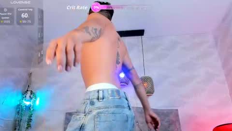 Snapshot of andrewayne_ chatting on 07-08-26, 06:45 andrewayne_ online show from 07-08-26, 06:45