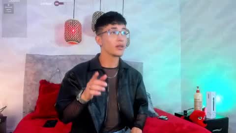 Snapshot of andrewayne_ chatting on 07-28-26, 06:42 andrewayne_ online show from 07-28-26, 06:42