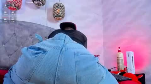 Snapshot of andrewayne_ chatting on 07-28-26, 08:52 andrewayne_ online show from 07-28-26, 08:52