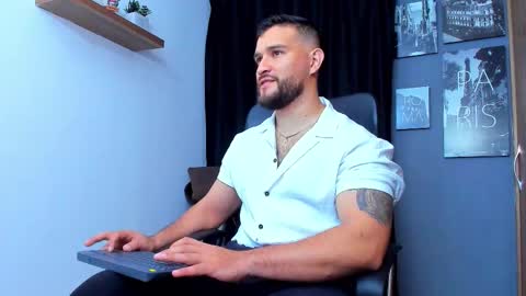 Andrew Diaz online show from 11-17-25, 07:47