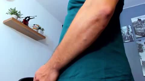 Andrew Diaz online show from 12-17-25, 03:12