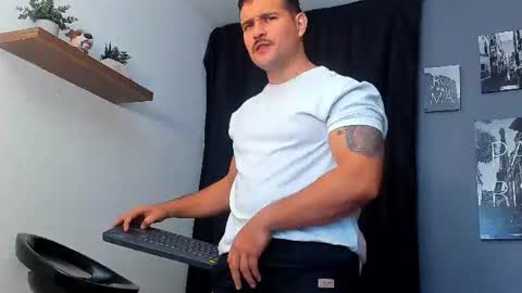 Andrew Diaz online show from 07-22-26, 08:17