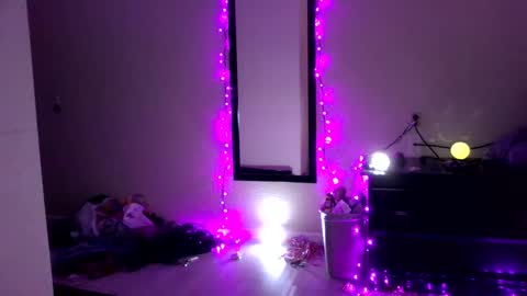 Snapshot of andrewgennie chatting on 01-13-25, 01:34 andrewgennie online show from 01-13-25, 01:34