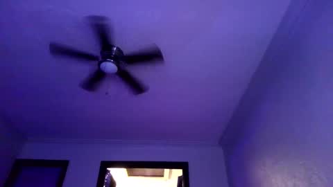 Snapshot of andrewgennie chatting on 03-04-26, 07:47 andrewgennie online show from 03-04-26, 07:47