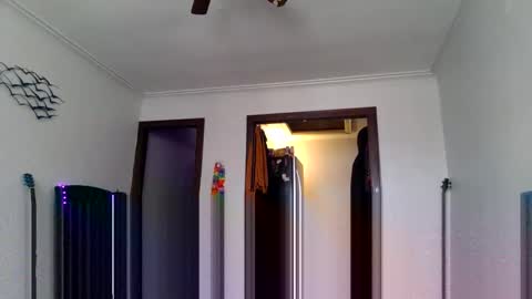 Snapshot of andrewgennie chatting on 04-20-26, 06:53 andrewgennie online show from 04-20-26, 06:53
