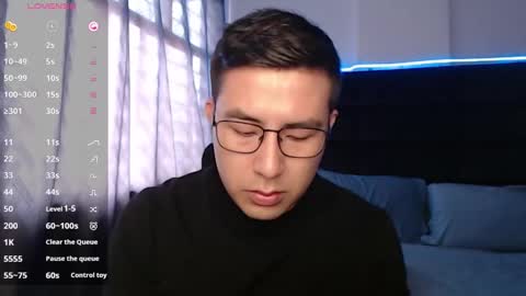 andrewmhilton_ online show from 09-28-25, 04:01