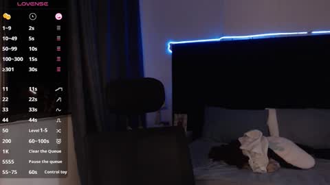 andrewmhilton_ online show from 10-27-25, 06:28