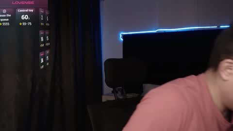 andrewmhilton_ online show from 12-22-25, 07:27