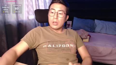 andrewmhilton_ online show from 06-01-26, 03:14