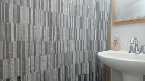 andrewo42601 online show from 10-17-25, 10:29