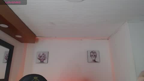 androm3da_ online show from 06-07-26, 12:42