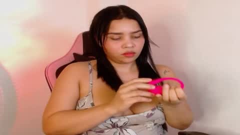 Snapshot of andromeda2711 chatting on 05-25-26, 12:27 Andromeda online show from 05-25-26, 12:27