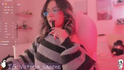 Victoria Senz  online show from 02-19-25, 09:47