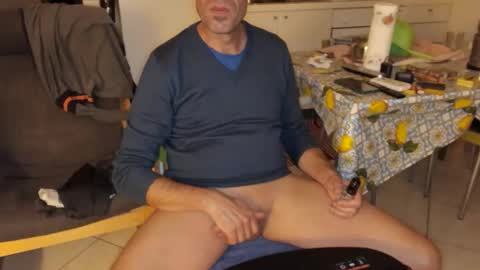 androx77 online show from 10-24-25, 09:00