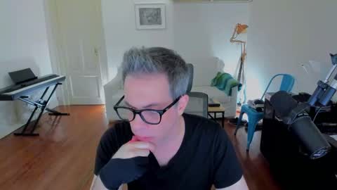 Snapshot of andy0pandi chatting on 12-05-24, 05:06 Andrew online show from 12-05-24, 05:06