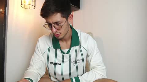 andy_collins__ online show from 04-10-26, 03:01