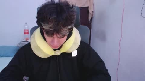 andy_dan1 online show from 06-09-26, 08:37