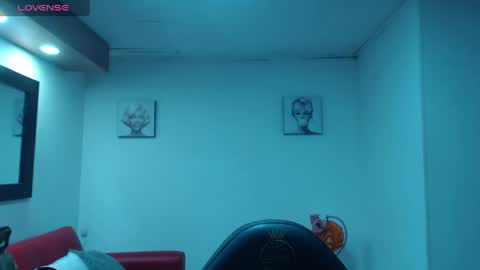 andy_eagleton_20 online show from 05-12-26, 03:03