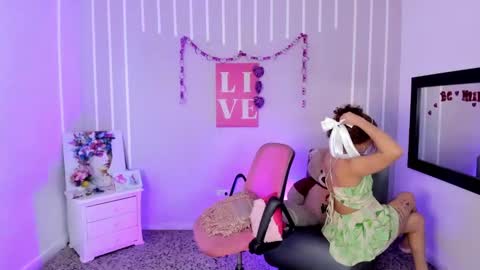 Andrea online show from 02-24-25, 02:48