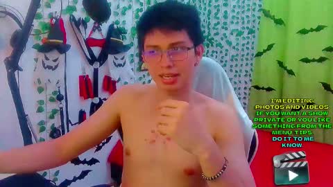 Snapshot of andy_gray01 chatting on 11-27-25, 01:51 Andy Gray online show from 11-27-25, 01:51