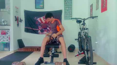 Snapshot of andy_gray01 chatting on 11-28-25, 04:42 Andy Gray online show from 11-28-25, 04:42