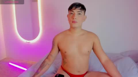 Snapshot of andy_millerr chatting on 04-17-26, 04:04 andy miller online show from 04-17-26, 04:04