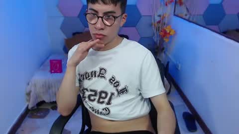 Andy online show from 07-04-26, 08:48