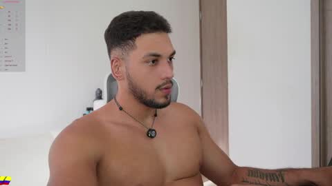 Snapshot of andy_weld chatting on 04-08-26, 08:53 my onlyfans online show from 04-08-26, 08:53