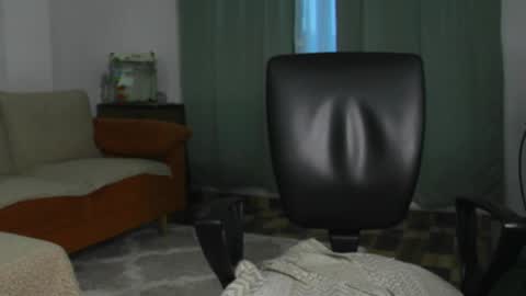 Snapshot of andycherrysecrets chatting on 05-09-26, 10:53 Cherry online show from 05-09-26, 10:53