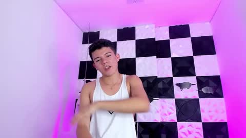 andyfame11 online show from 10-28-25, 07:05