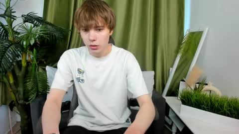 Mandy and Andy online show from 06-03-26, 01:25